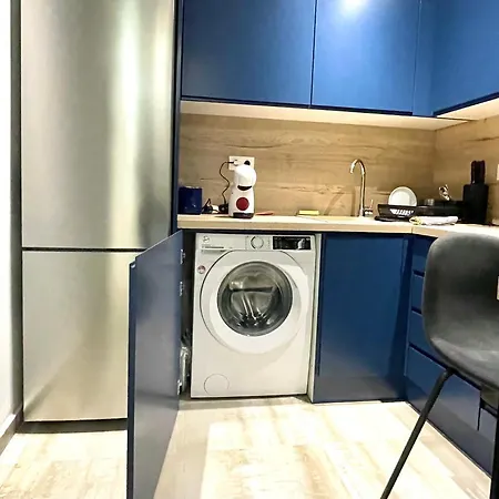 Апартаменты Dreamy Center 11 Thesbnbgr