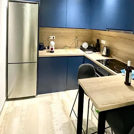 Апартаменты Dreamy Center 11 Thesbnbgr